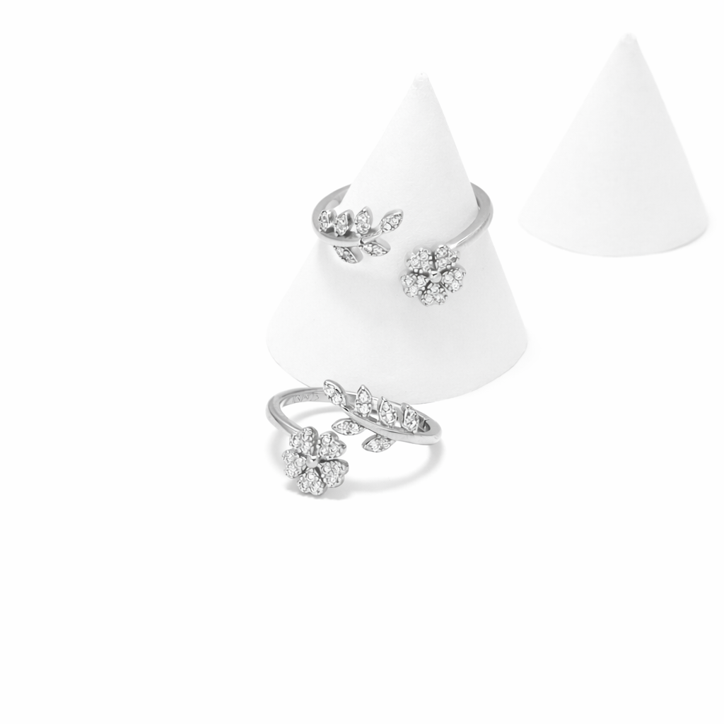 Silver BlossomSpark Diamond Toe Ring