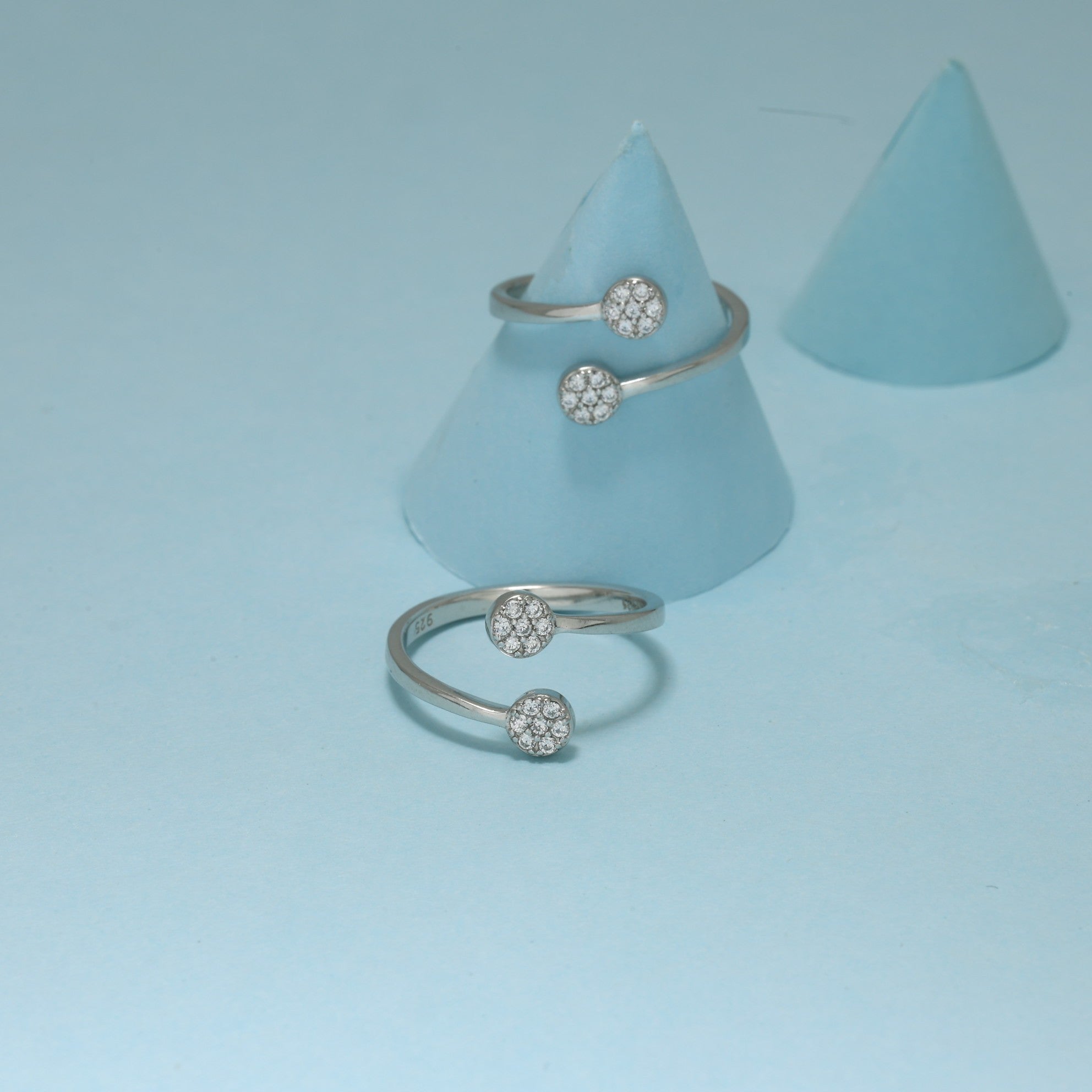 Twin Sparkle Toe Ring