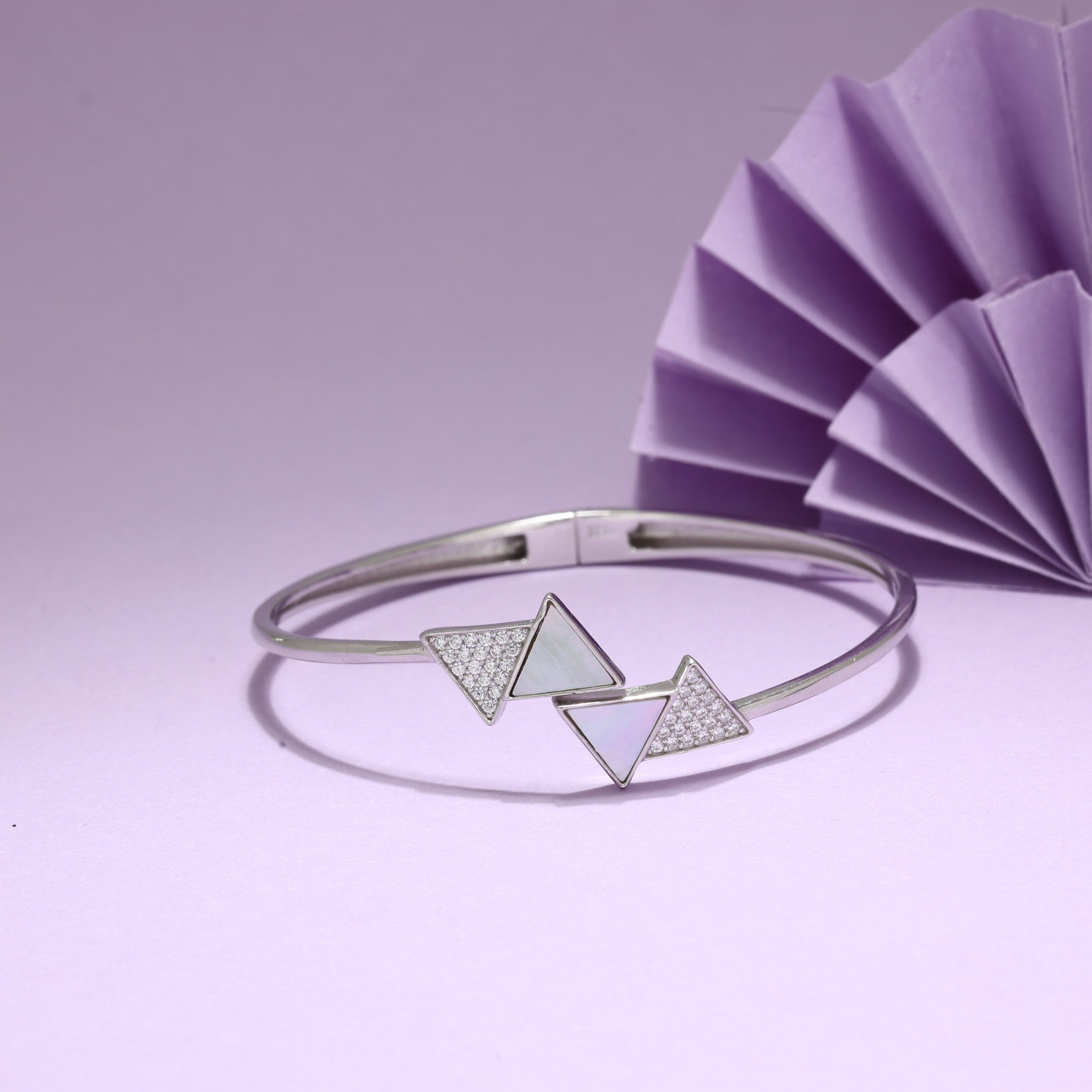 Silver TriAura Pearl Kada