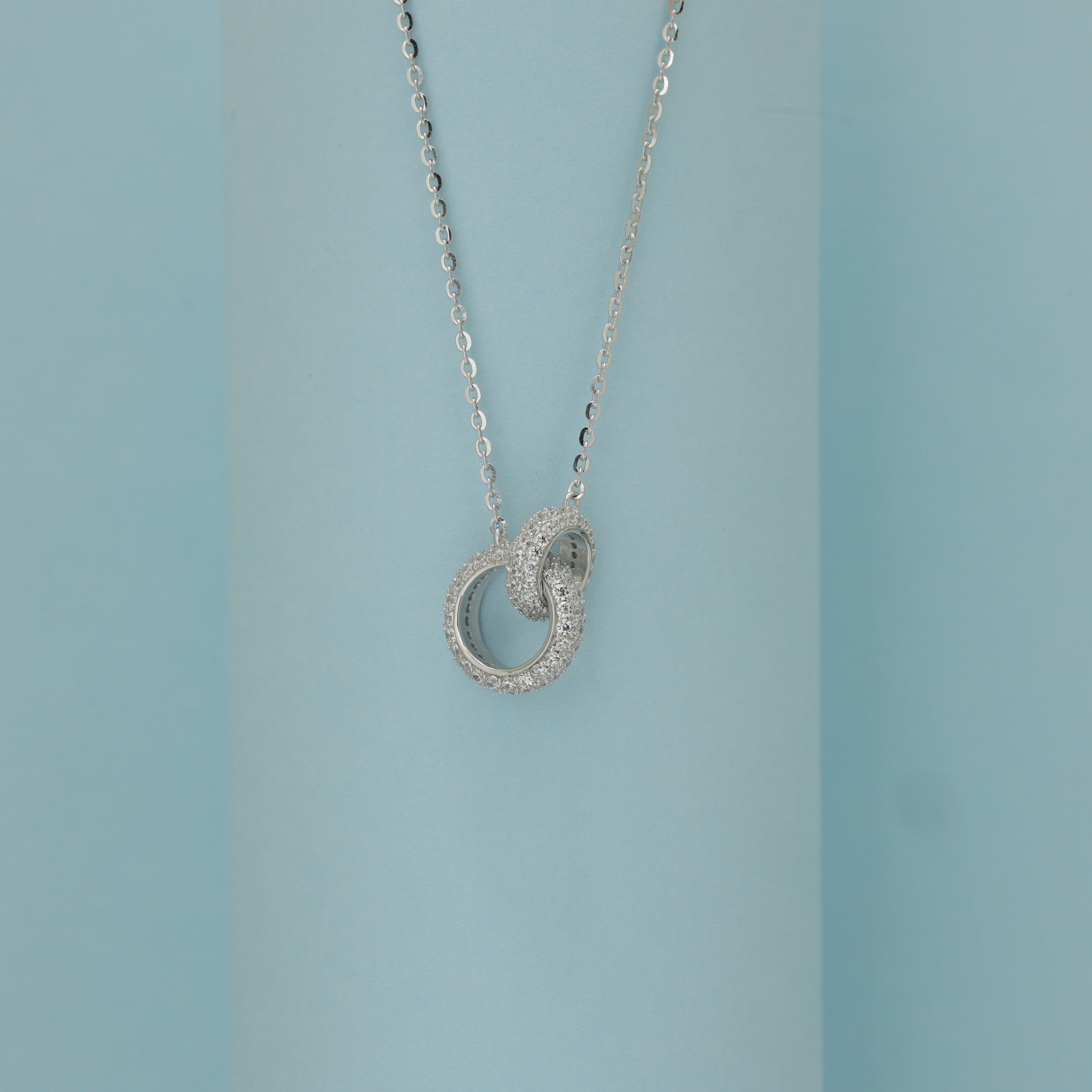 Eternal Link Sparkle Pendant