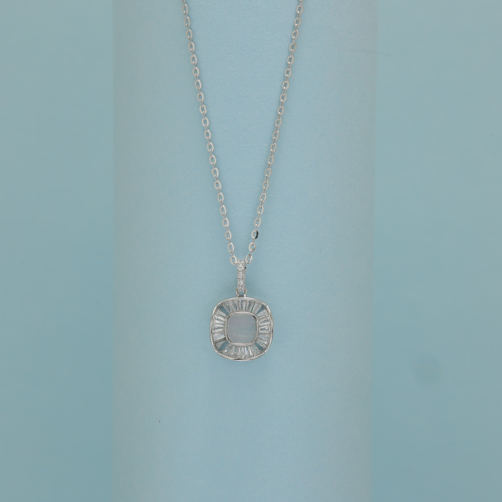 Aurora Frame Glow Pendant