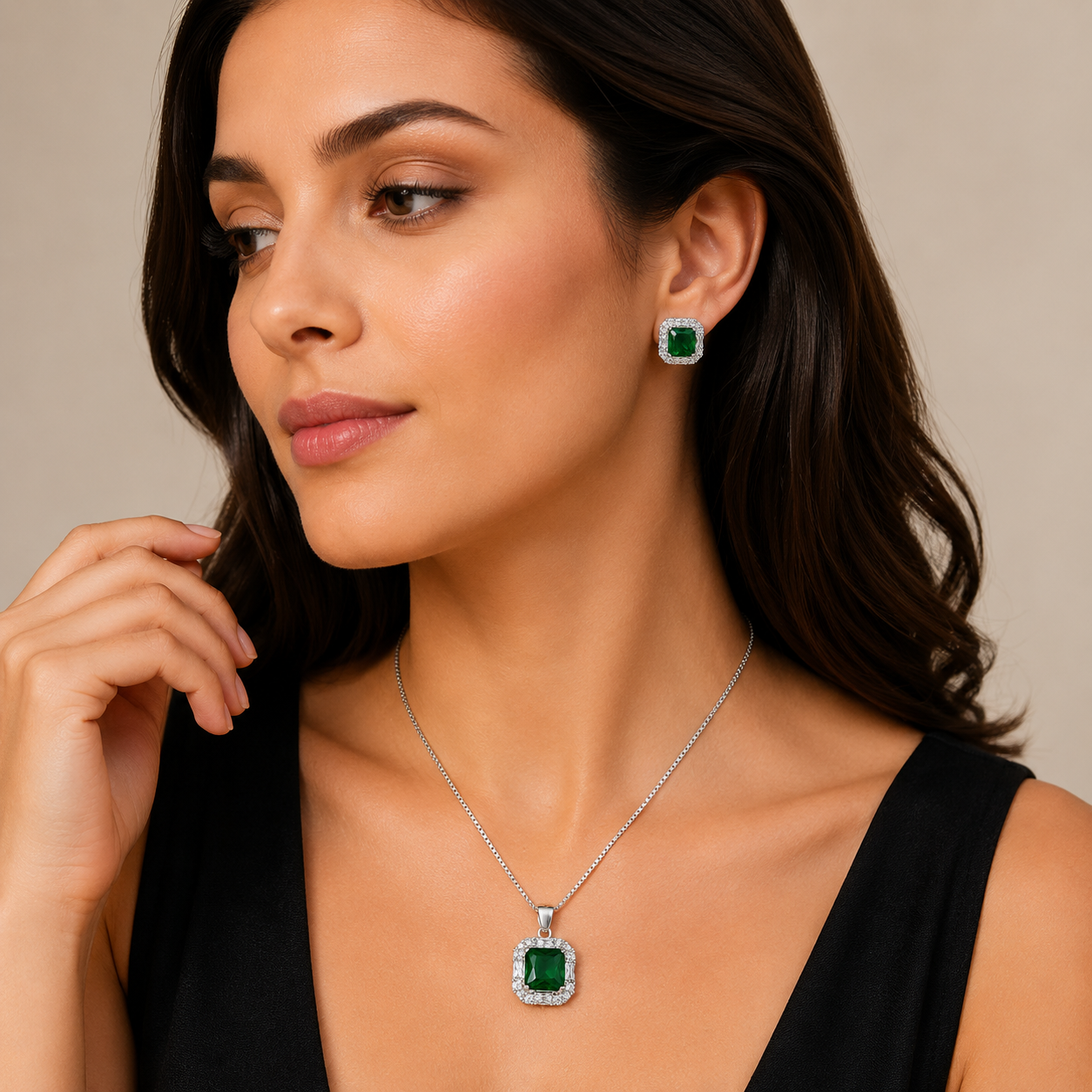 Royal Green Sparkle Silver Pendant Set