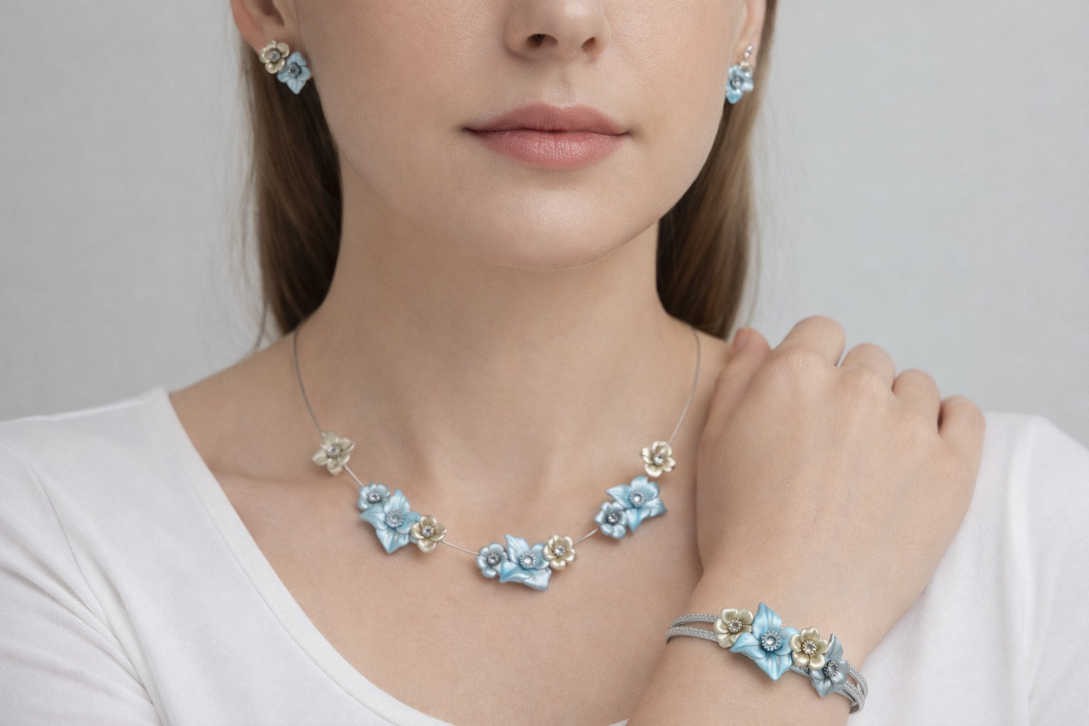 Flora Elegance Floral Shape 925 Silver Necklace ith Bracelet