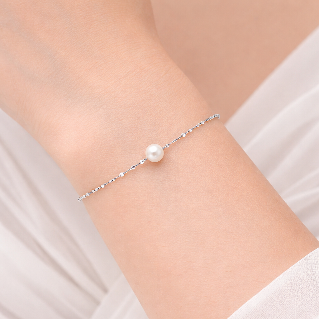Single Pearl Minimal Bracelet