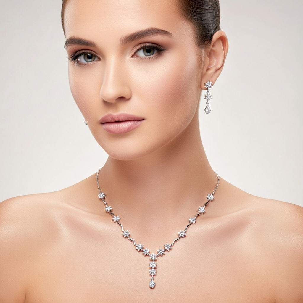 Sleek & Modern Silver Necklace