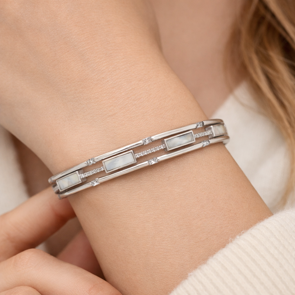 Elegant Mother of Pearl 925 Silver Kada
