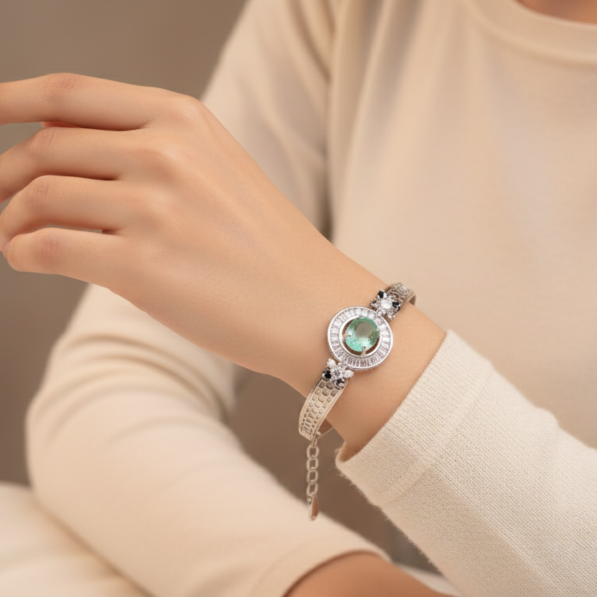 Elegant Green Stone Kada with Choki Diamond in 925 Silver