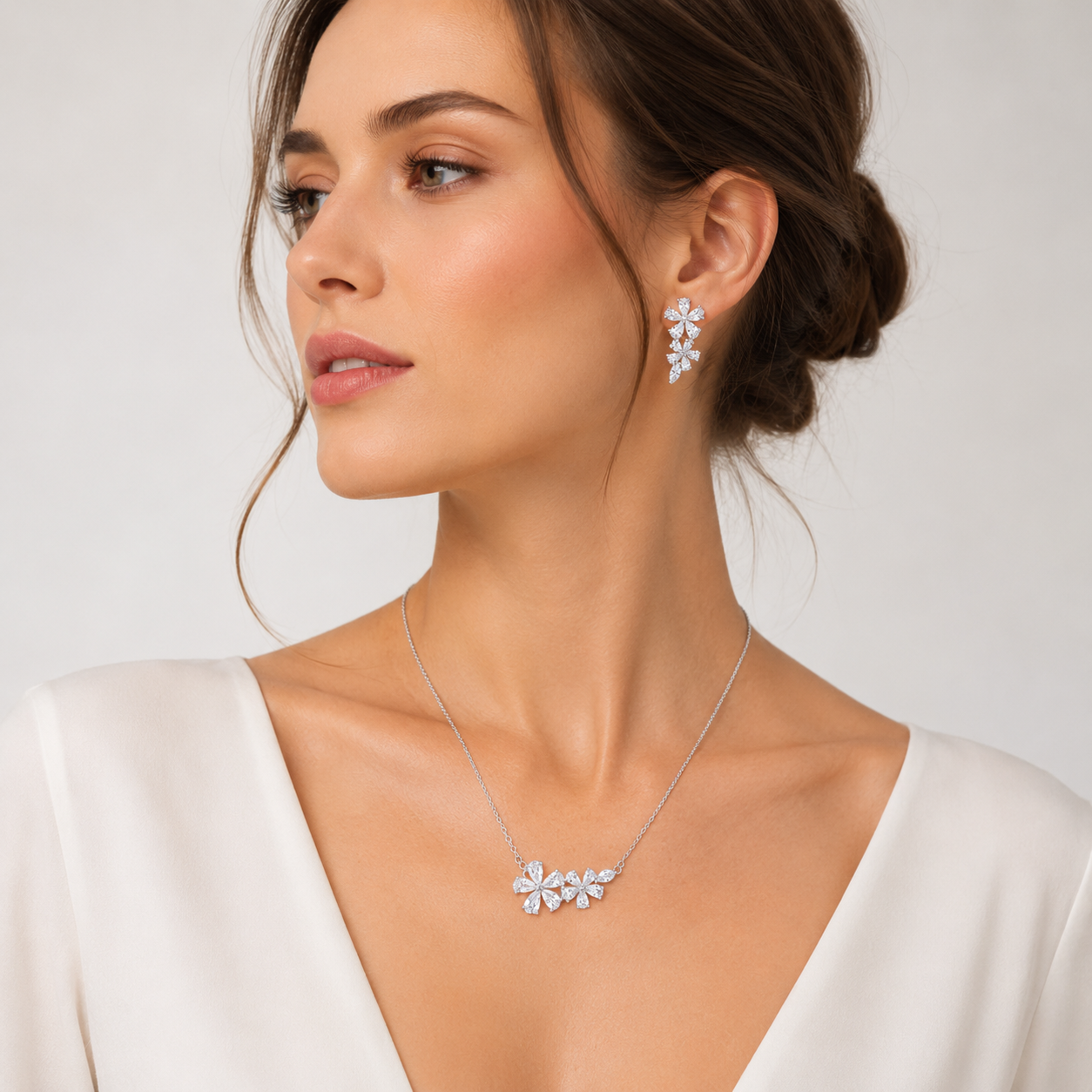 Velvet Star Pendant Chain