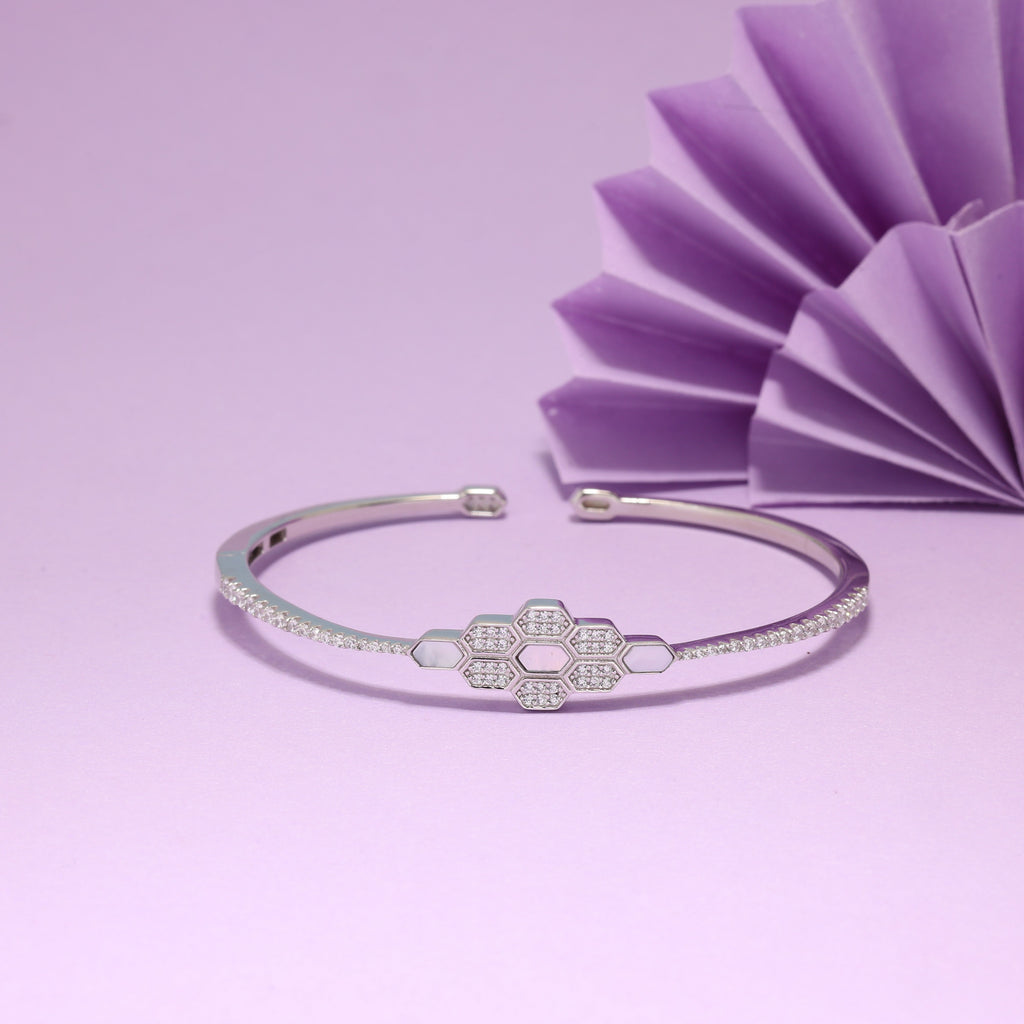 HexaGlow Harmony Bracelet